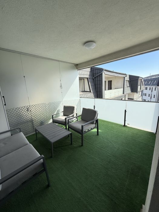 Apartament 3 camere de vanzare