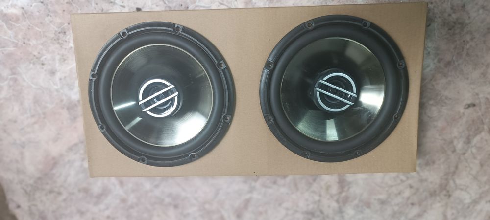 Продам новые колонки