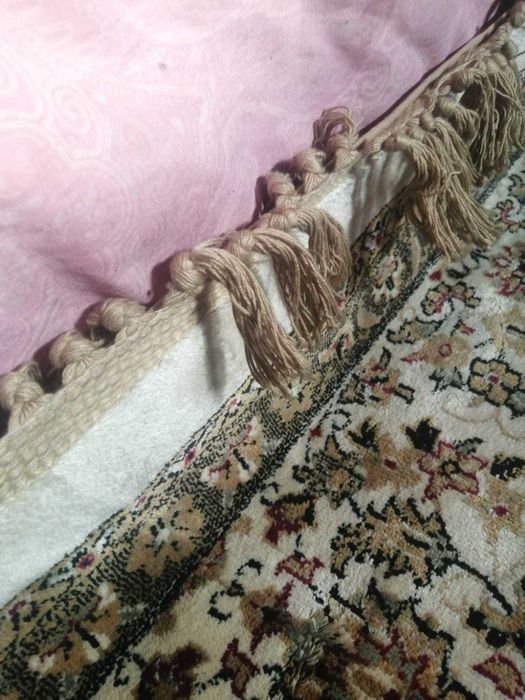 продам ковер 2 на 3м