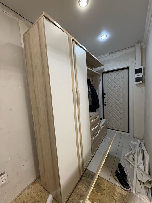 Продам прихожую , б/у , самовывоз