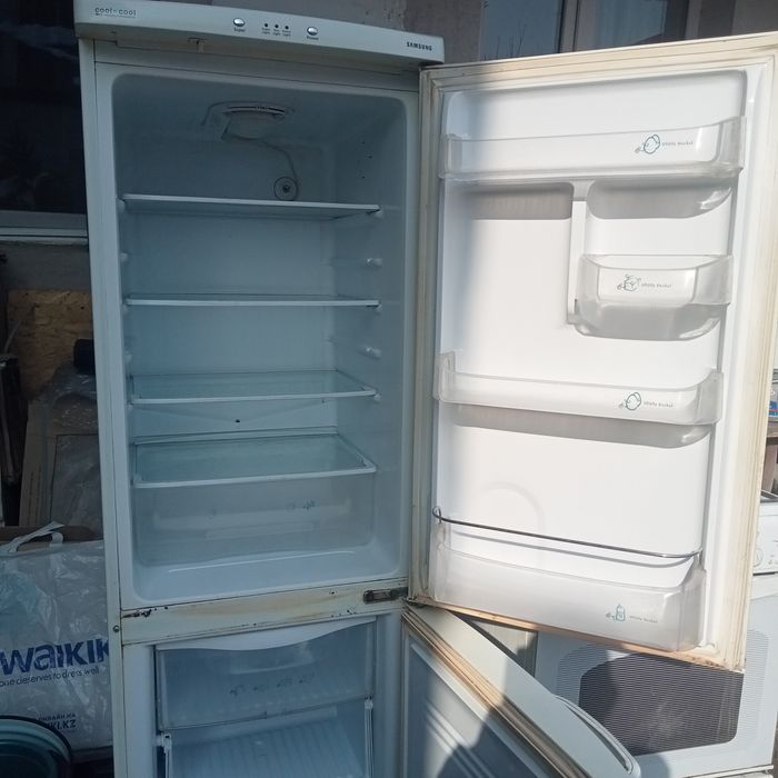 Холодильник продам