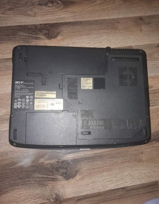 Продавам лаптоп Acer