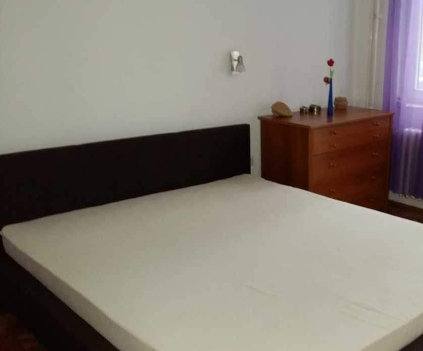 Дава се под наем Тристаен апартамент в Пловдив, Каменица 1 - 90 кв.м за 382.5 € - Снимка #1