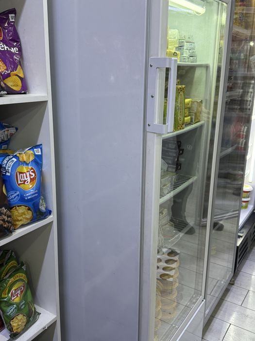 Холодильник в хорошем рабочем состояний ::-55