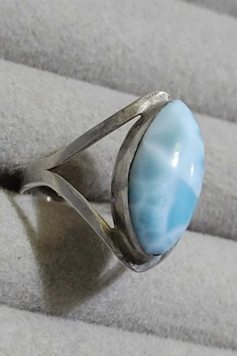 Inel vintage din argint cu Larimar caboșon oval