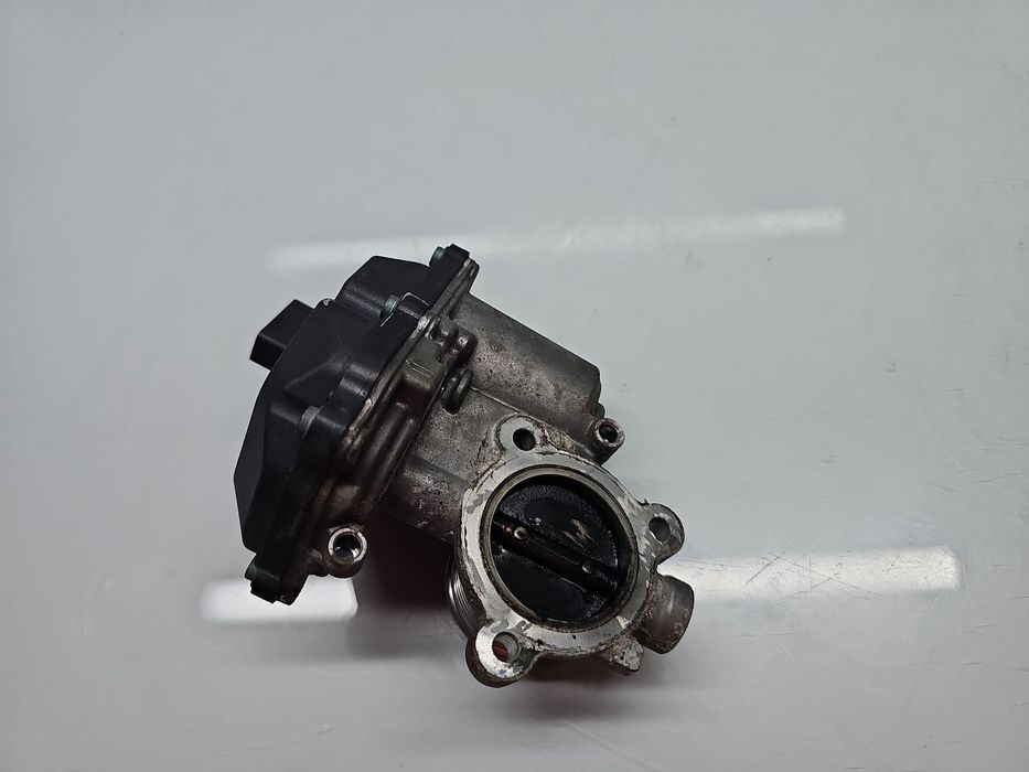 Clapeta acceleratie Volkswagen Tiguan II (AD1, AX1) [2016-2018] 04L131