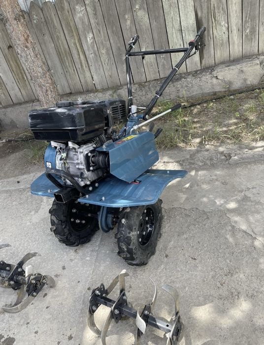 Продам култиватор с прицепом в отличном состоянии