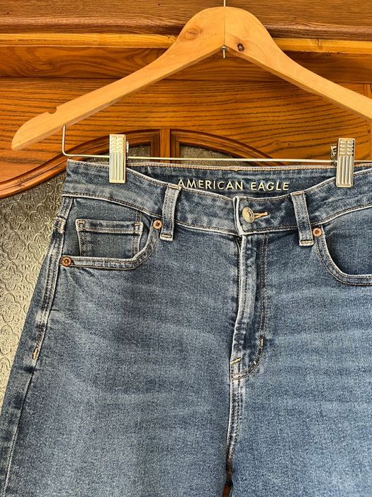 Продам джинсы новые, марка American eagle