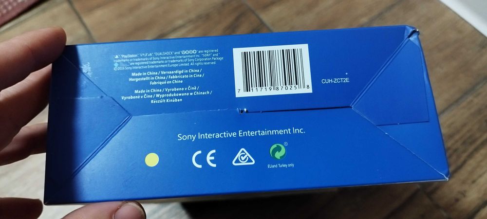 Чисто нов Playstation 4  dualshock 4 joystick джойстик