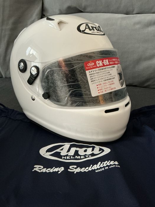 Продам картинговый шлем arai ck-6k