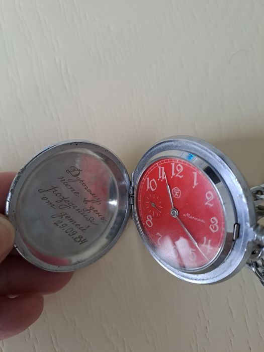 Продам советские часы в рабочем состоянии