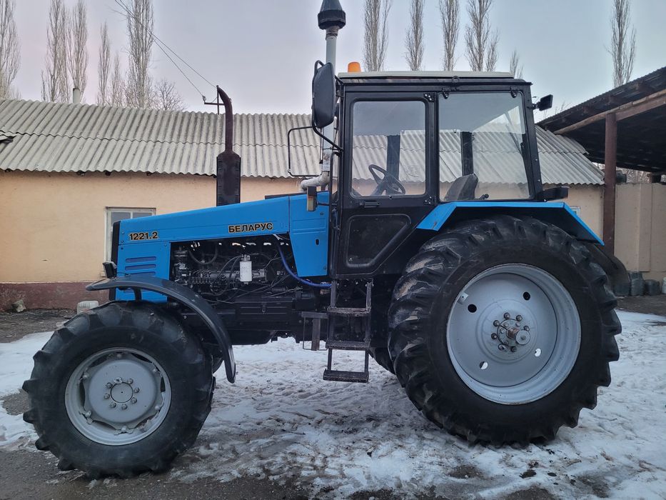 Беларус 1221.2