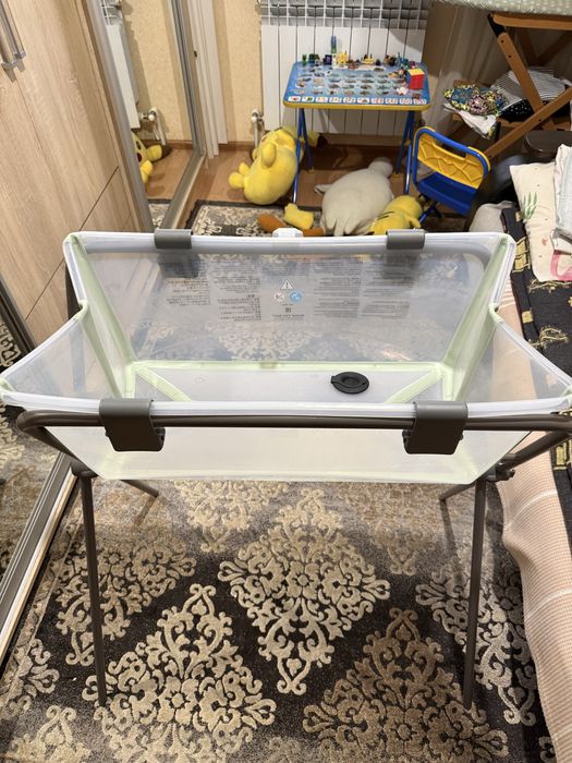 Продам ванночку от бренда stokke