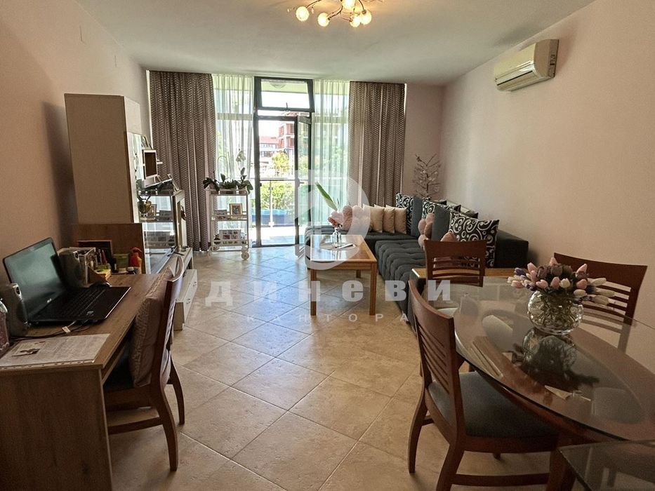 Продава се Тристаен апартамент в Стара Загора, Център - 106 кв.м за 1793 €/кв.м - Снимка #1