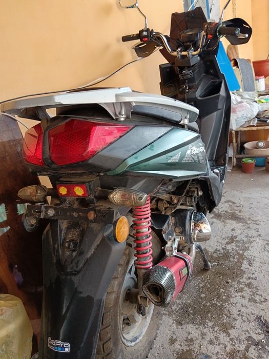 Скутер 150 кубов "Самурай"