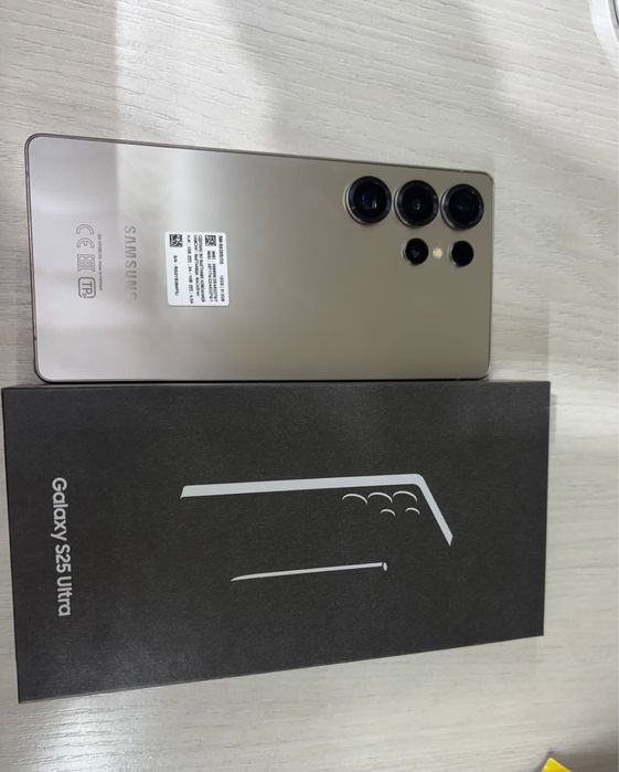 Samsung Galaxy s25 ultra