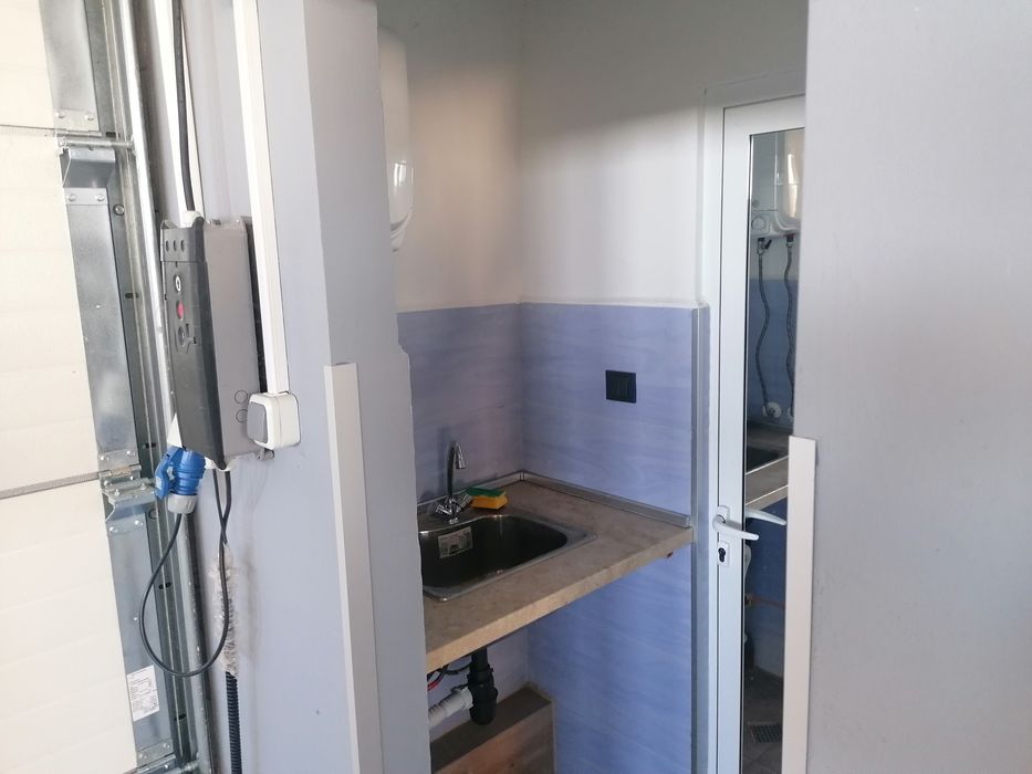 Дава се под наем Промишлена сграда в Разград, Абритус - 350 кв.м за 928.2 € - Снимка #10