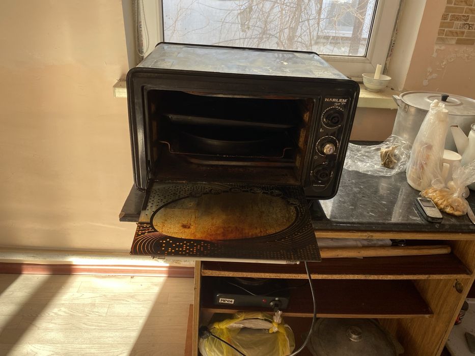 Продам духовка .