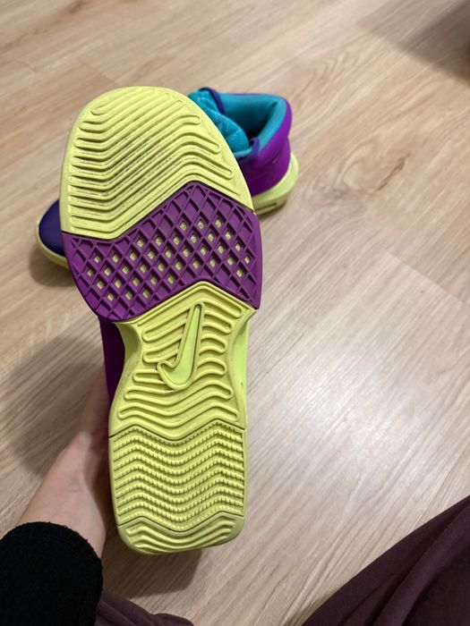 Мъжки Баскетболни маратонки Nike Lebron Witness VIII