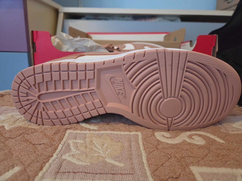 Обувки "NIKE Dunk Low"