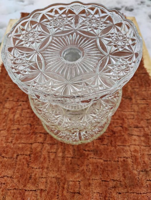 Fructiere din sticlă