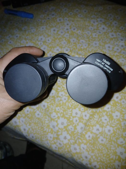 Vând binoclu profesional