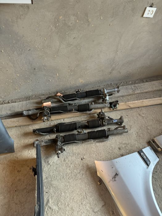 Продам на ауди 100 с4 передний крылия