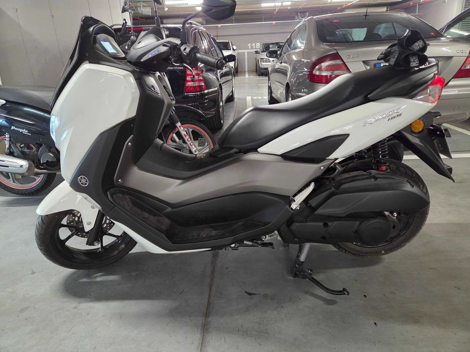 Продавам Yamaha Nmax 155