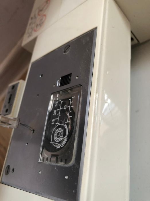 Швейная машина продам