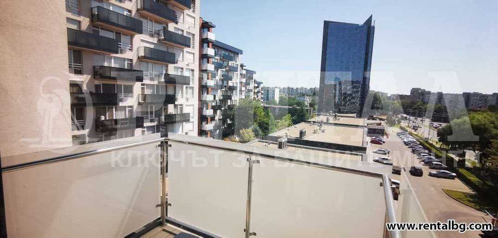 Дава се под наем Многостаен апартамент в Пловдив, Кършияка - 150 кв.м за 850 € - Снимка #15