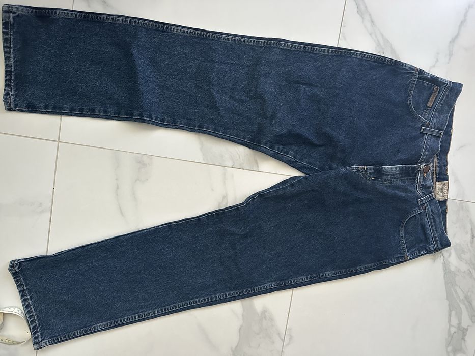 Оригинални мъжки дънки Wrangler най-търсеният размер 36