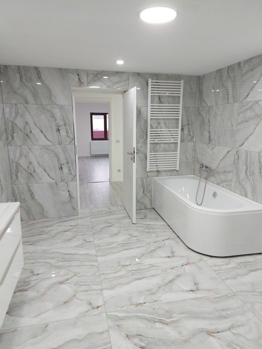 Vînd casă nouă cu 12 arii grădină