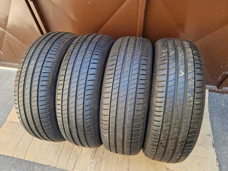 4 Michelin R17 215/65
летни гуми
DOT3017