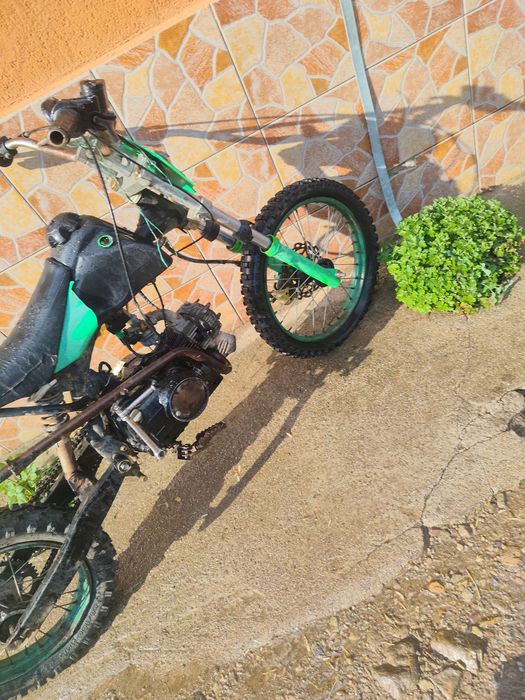 Cross 125 CC se vinde