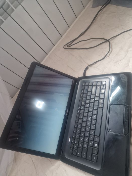 Продам ноутбук compaq 500gb