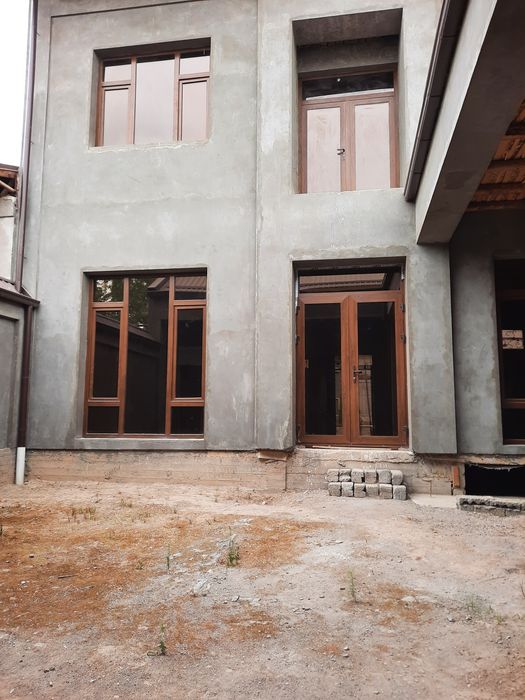 Уй сотилади Кибрай тумани Обод махалласи, Лолазор кÿчасида