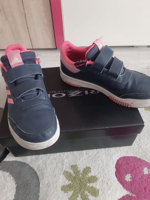 Vând adidași copii mărimea 37  1/3, marca adidas