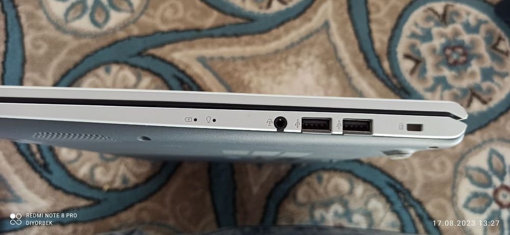 Nootbook windows 10 pro