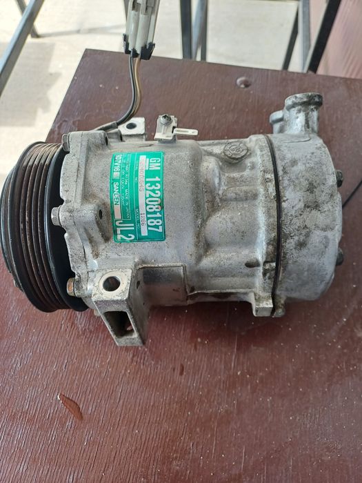 Compresor Ac OPEL Vectra C Signum Zafira B 13208187 2.0 2.2 i Turbo 16