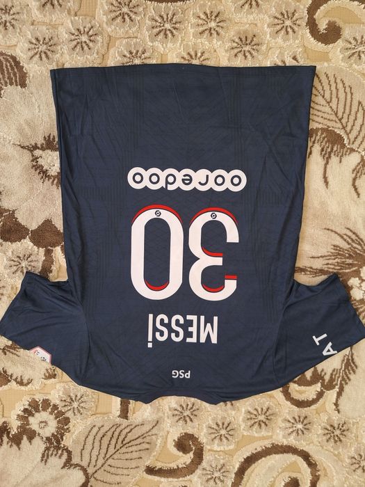 Tricou Nike Qatar Airways