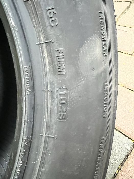 Set anvelope Vara 215 60 R16 Bridgestone Turanza T005