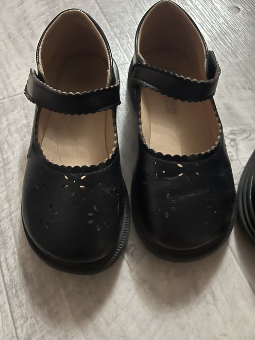 Продам обувь в хорошем состоянии