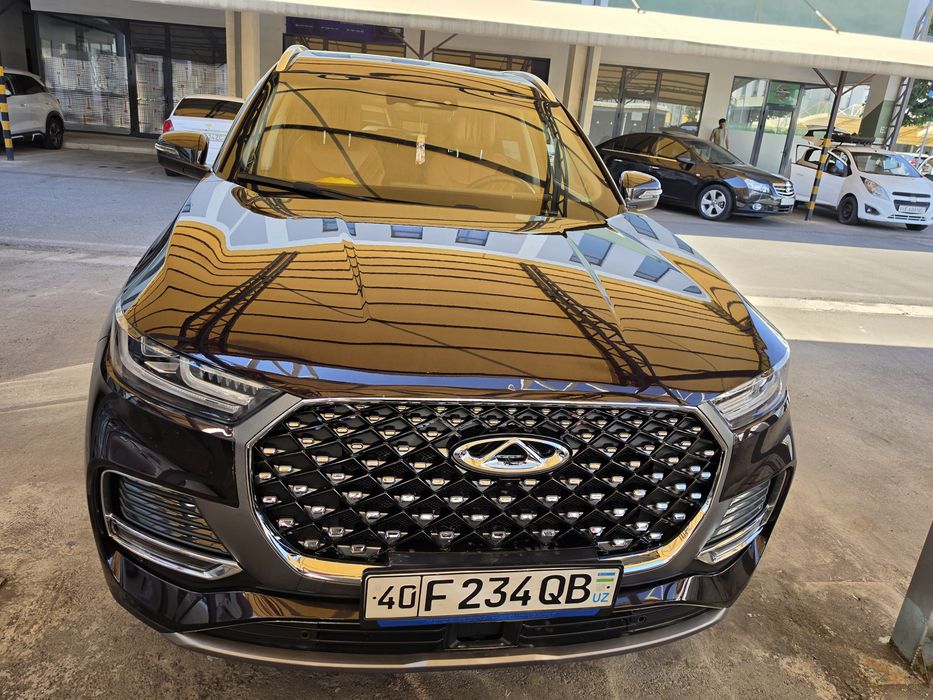 Chery tigo 8 pro max 7 kishilik srochni sotiladi kraska toza
