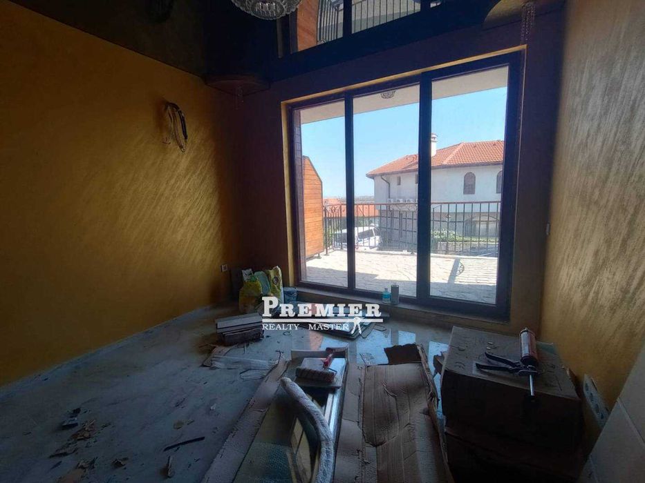 Продава се Двустаен апартамент в Ахелой - 67 кв.м за 1105 €/кв.м - Снимка #11