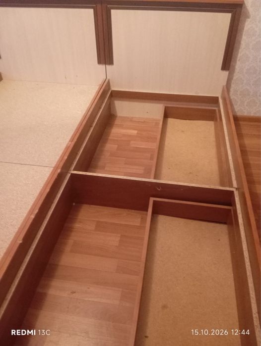 Кровати с ящиками б/у Срочно 5000тг