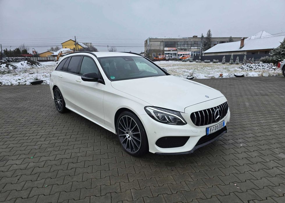 Mercedes C-Klass C220d AMG Pachet Interior-Exterior Led Navi Camera