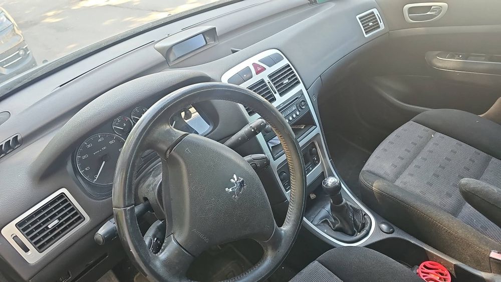 Пежо 307 SW фейслифт 1.6 бензин 109кс 2007г