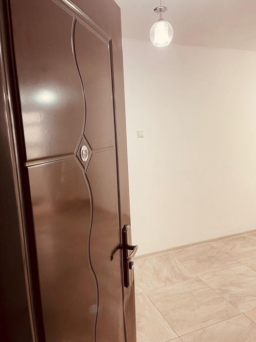 Vand apartament zona kaufland