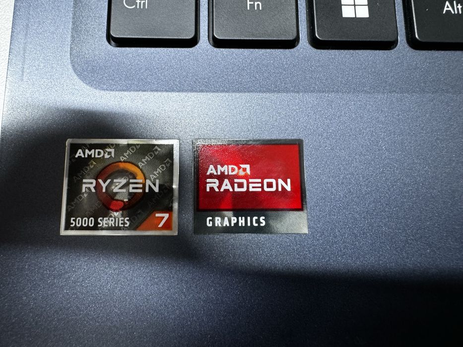 Продам Ноутбук AsysVivobook Windows 11