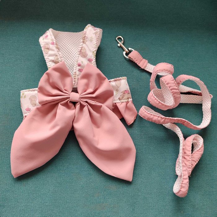 Рокля за куче с нагръдник и каишка Йорки Померан Шпиц Териер